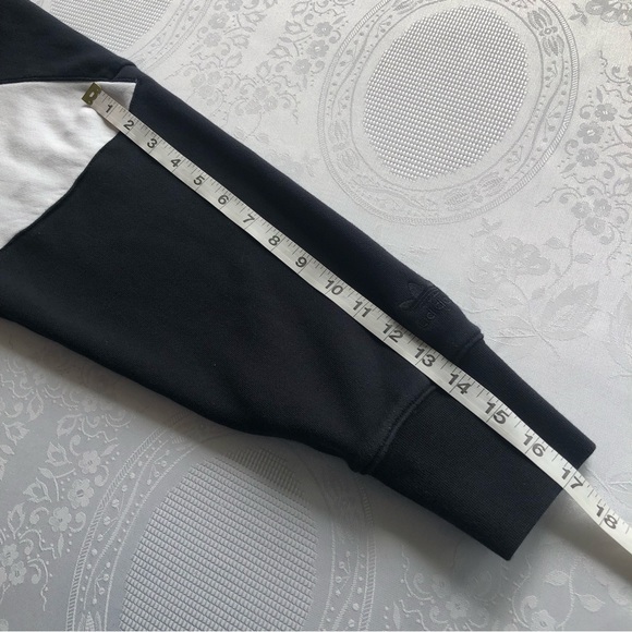 Adidas Jumbo Black/White Logo Cropped Sweatshirt Hoodie Women’s Juniors Size M - Picture 13 of 16